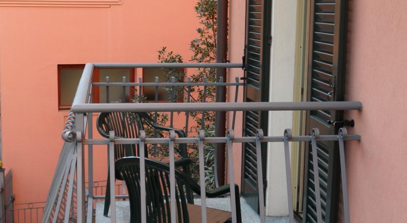 Casa Vacanze Touring Verbania Ngoại thất bức ảnh