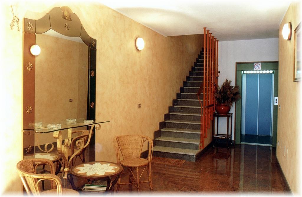 Casa Vacanze Touring Verbania Ngoại thất bức ảnh
