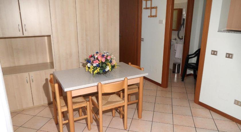 Casa Vacanze Touring Verbania Phòng bức ảnh